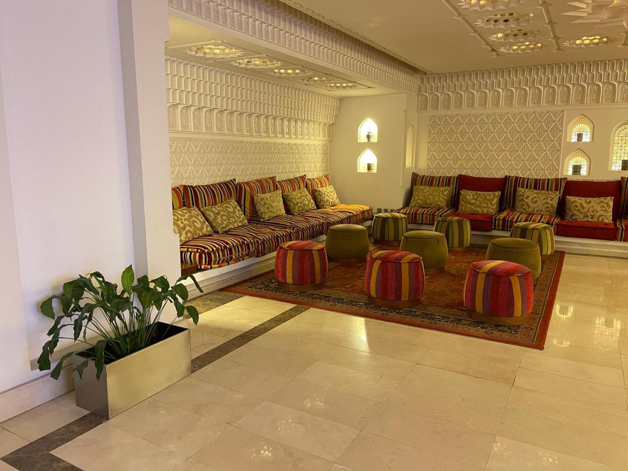 K108 Hotel Доха Екстериор снимка