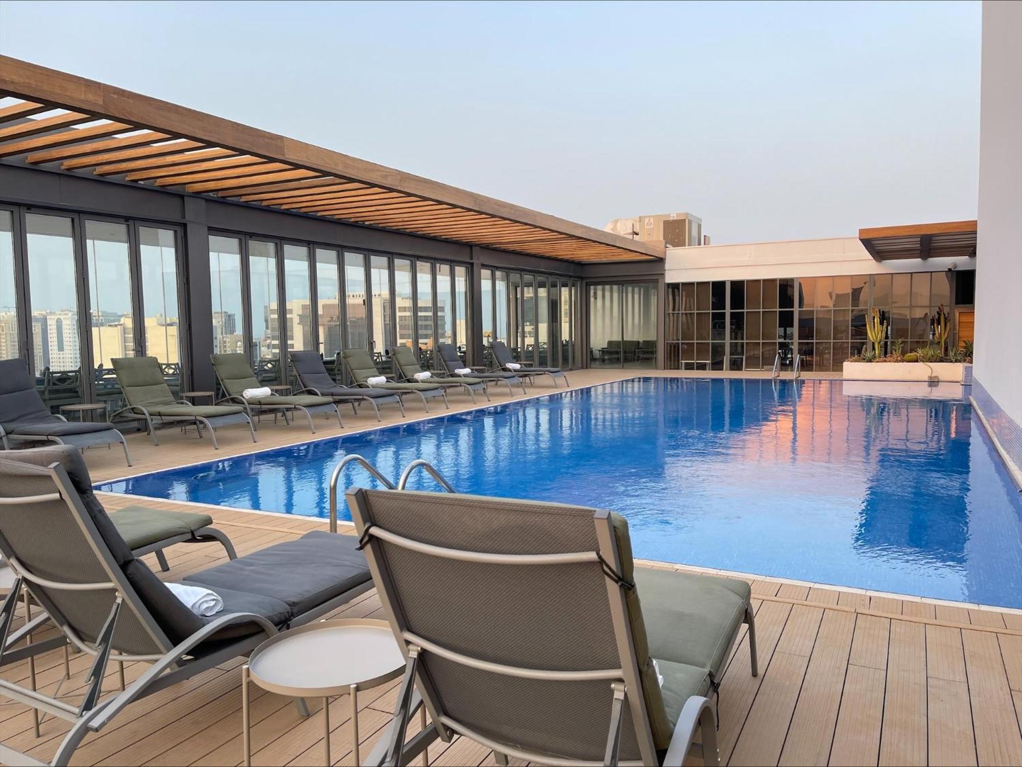 K108 Hotel Доха Екстериор снимка