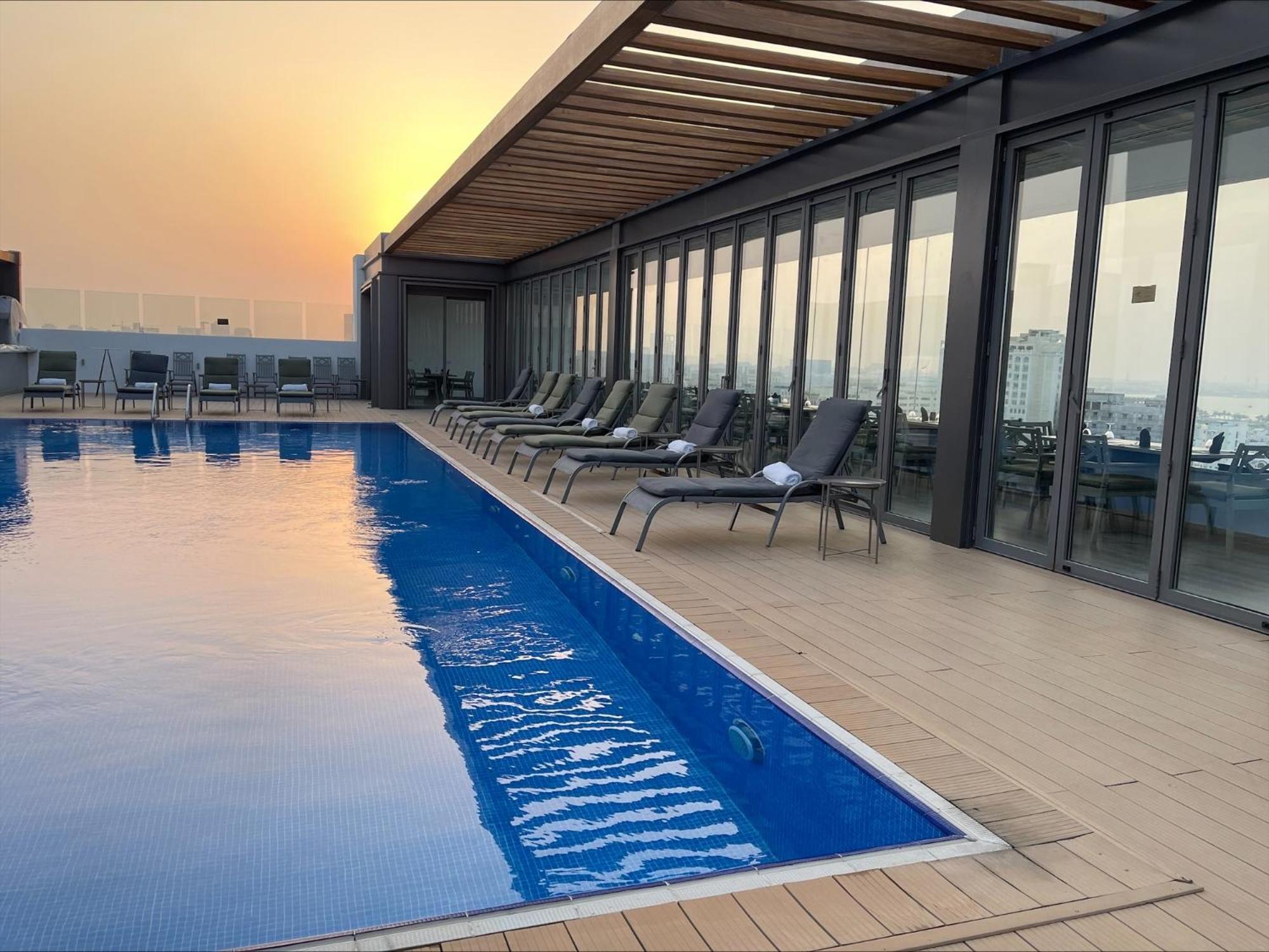K108 Hotel Доха Екстериор снимка