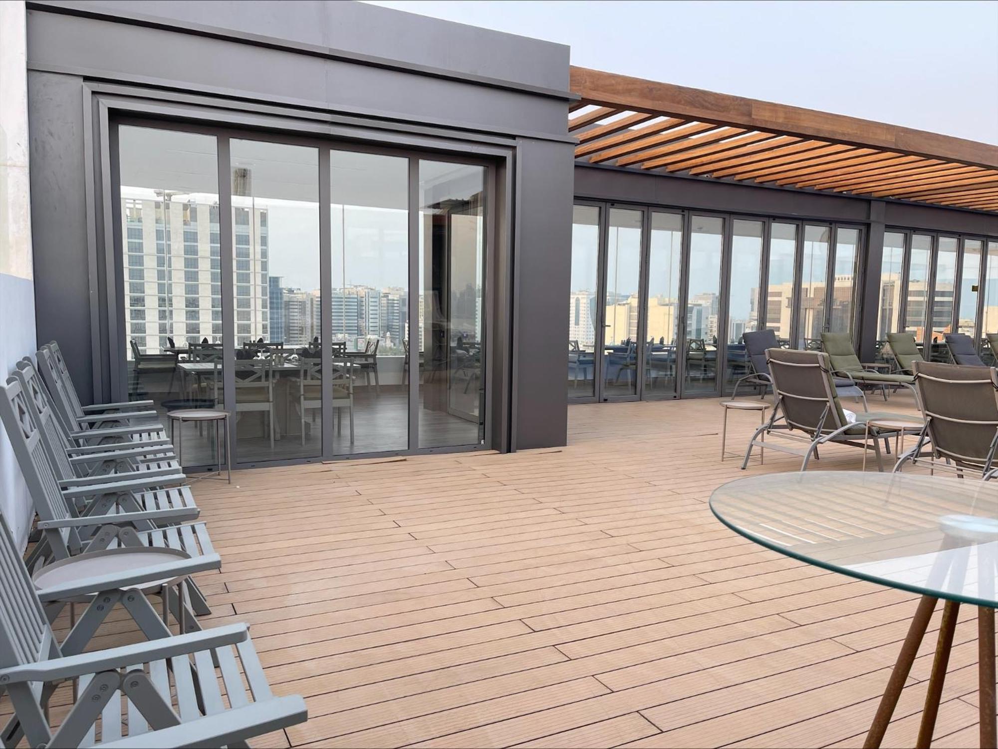 K108 Hotel Доха Екстериор снимка