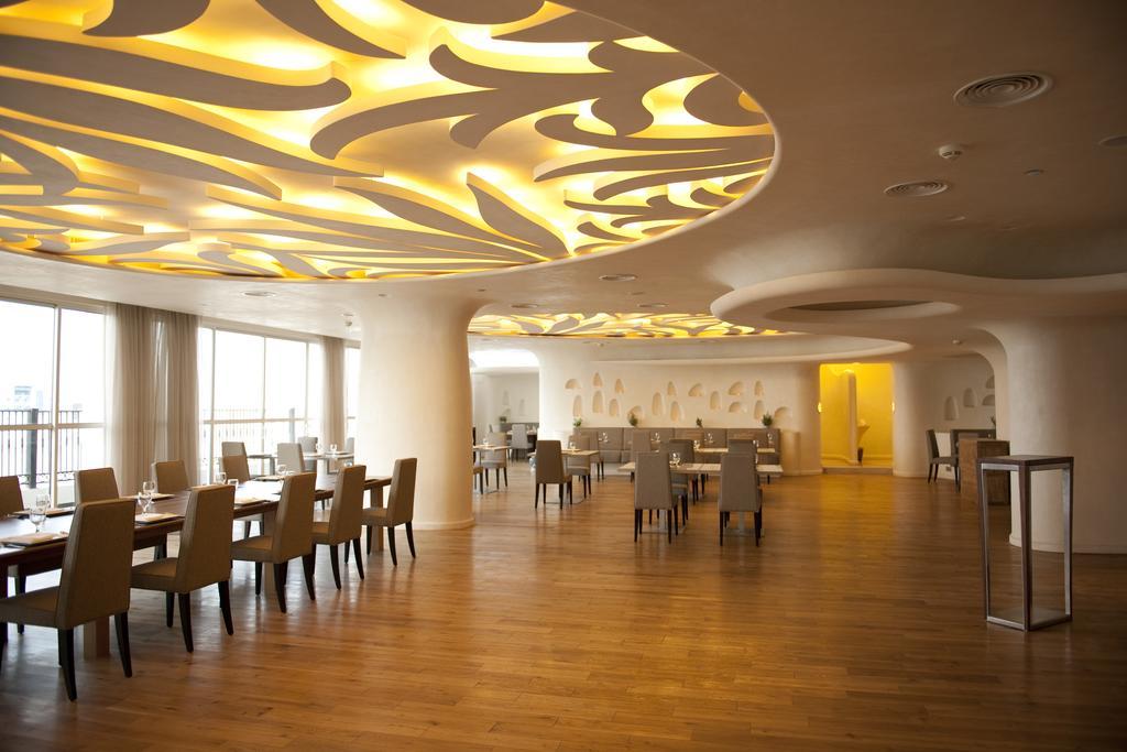 K108 Hotel Доха Екстериор снимка