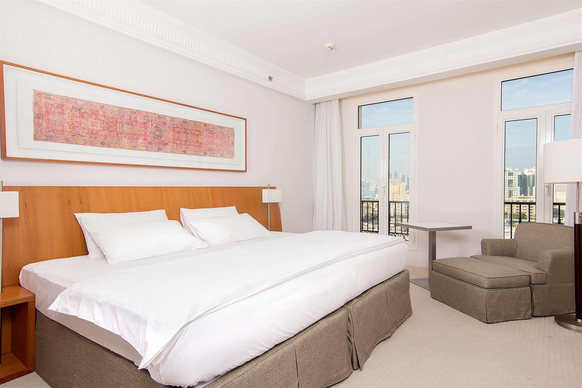 K108 Hotel Доха Екстериор снимка
