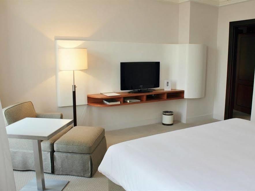 K108 Hotel Доха Екстериор снимка